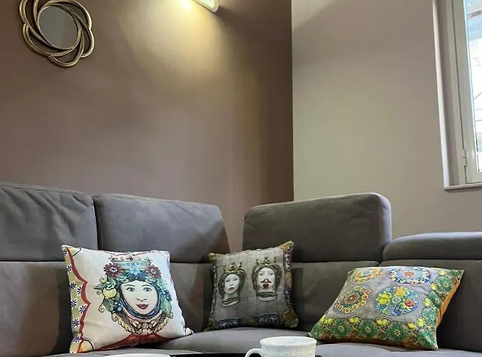 Palermo Houses * Palermo